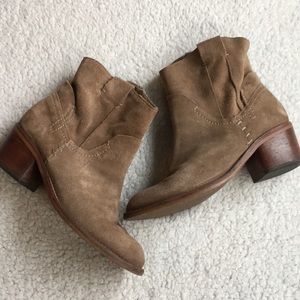 Gray dolce vita bootie